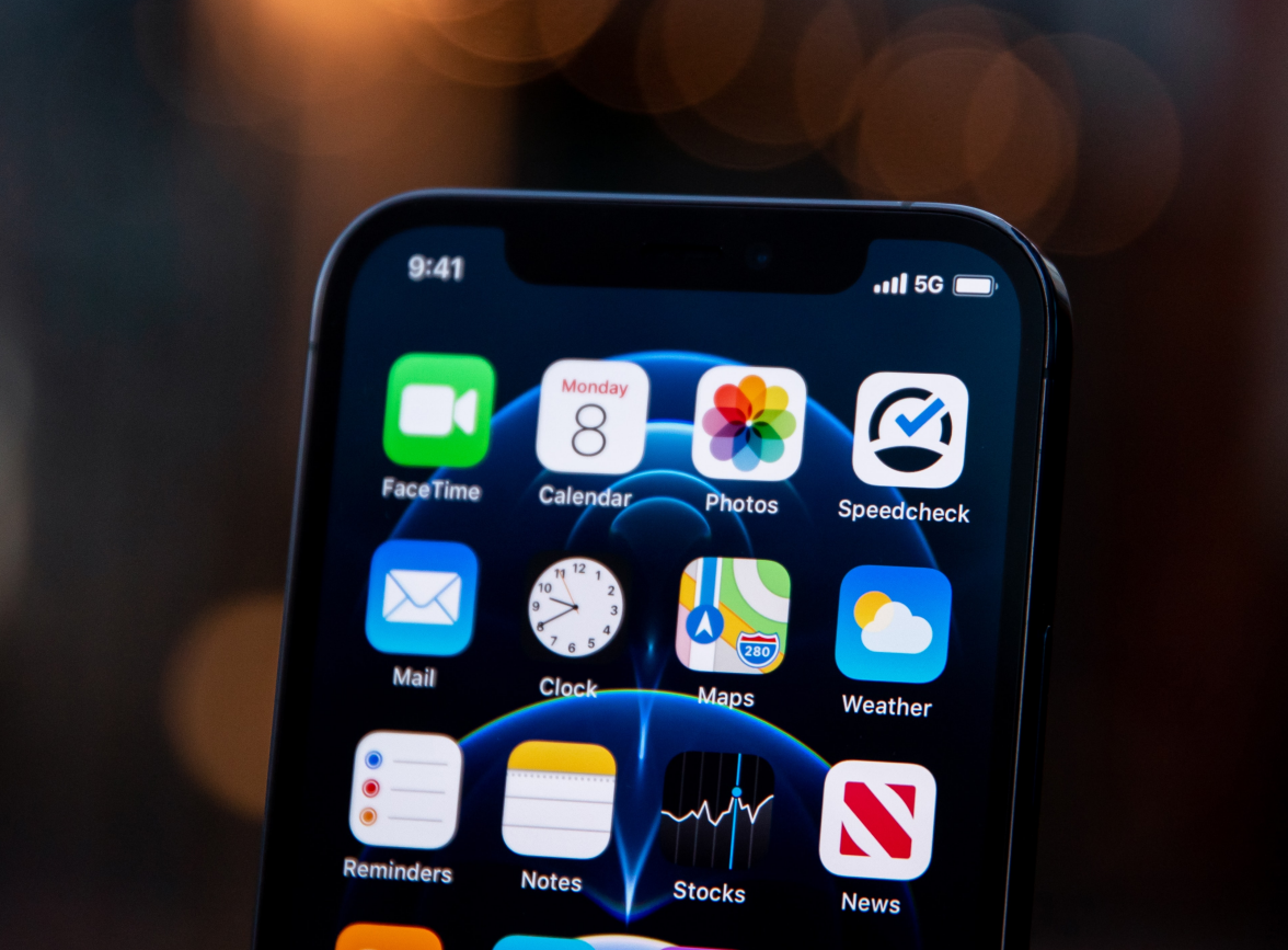 灌阳苹果手机维修分享为什么 iPhone 12 在冬季会自动关机 